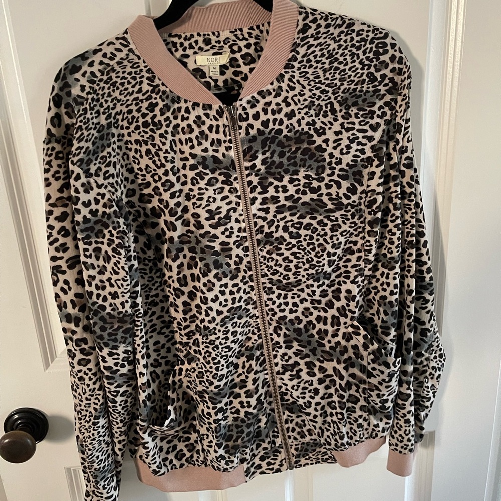 Light weight printed bomber jacket - Picture 2 of 4